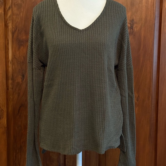 Active USA Textured Knit Top in Olive - Picture 1 of 13